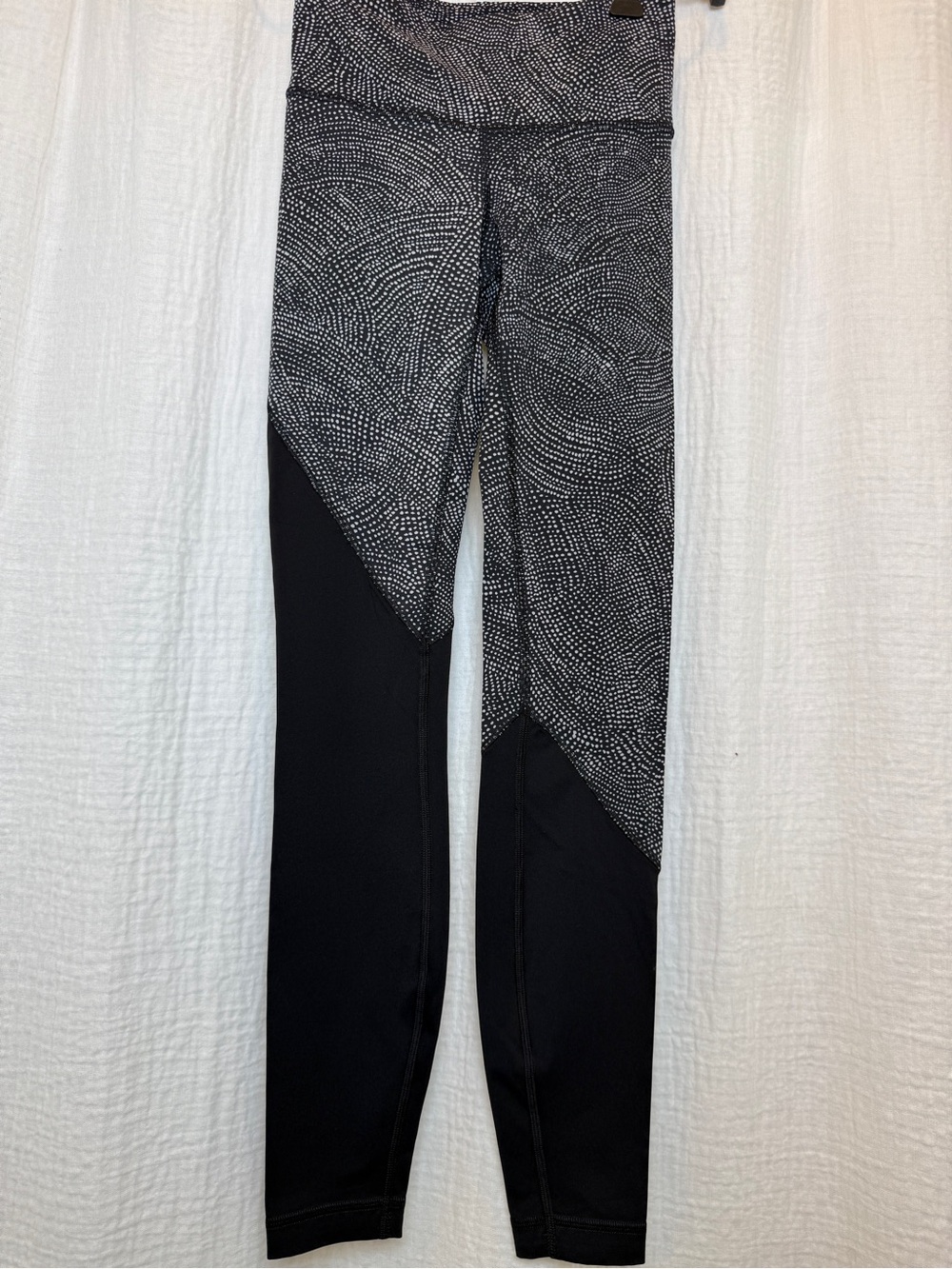 Lululemon Speed Wunder Tight - Free Spirit Ice Grey Black (Size 2)